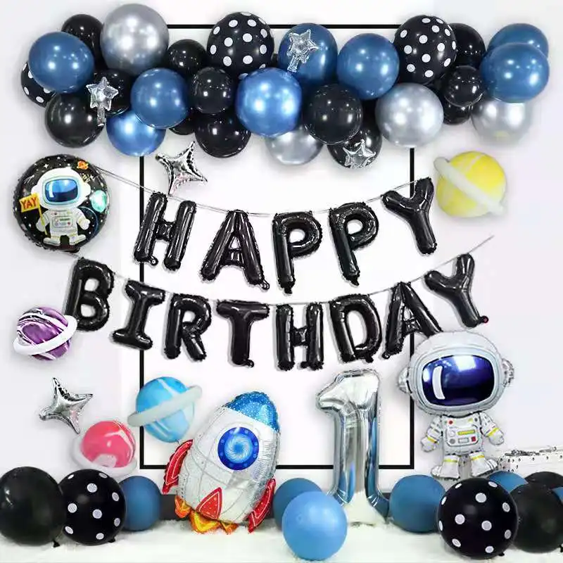 Космического пространства вечерние астронавт космический корабль шарик из