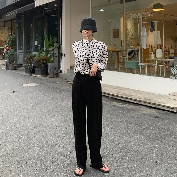 Осенняя рубашка с длинным рукавом в консервативном стиле принтом коровы из