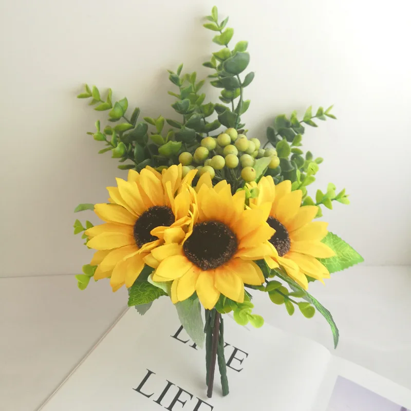 

4 Heads Simulated Sunflower Berries Bouquet Flower Arrangement Shooting Props Wedding Home Office Living Room Party Ornament