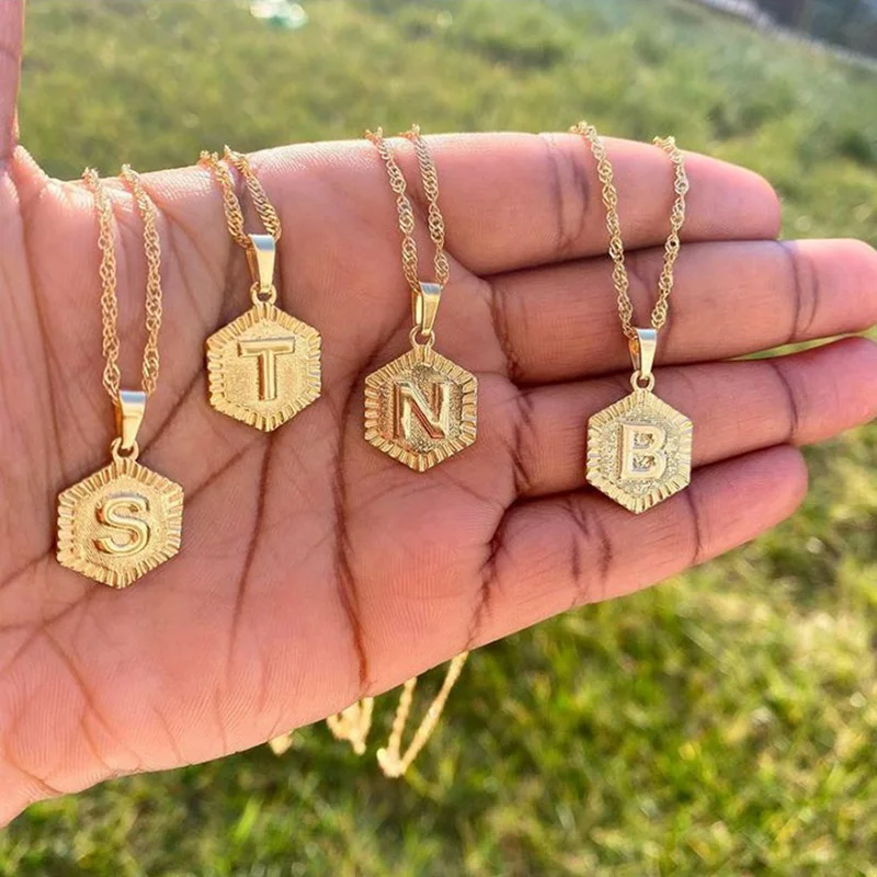 Трендовые ожерелья с буквами алфавита Capital E для женщин золотистого цвета из