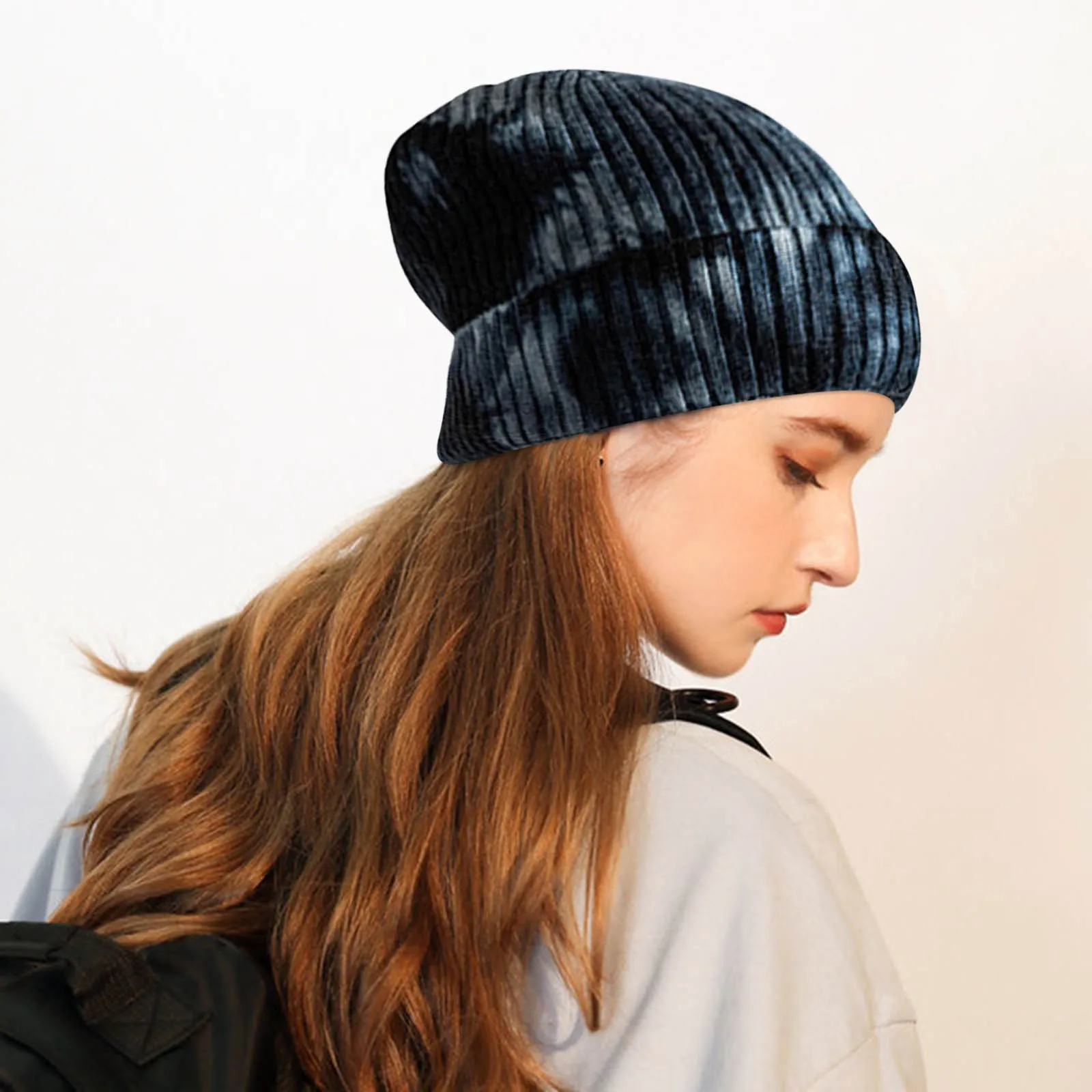 

Brand new stylish and high quality Unisex Fashion Tie Dyed Print Hats Knitted Wool Hat keep warm and windproof Knitted Wool Hat