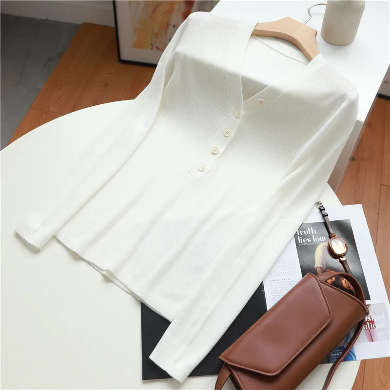 

2020 Autumn And Winter Fashion New Knit Sweater Slim Slimming All-match Wool V-neck Button Pit Knit Sweater Women