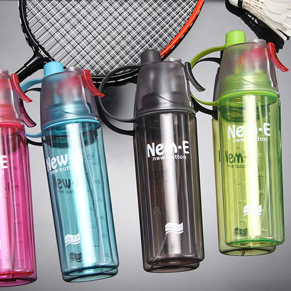 

600Ml 4 Color Solid Plastic Spray Cool Summer Sport Water Bottle Portable Climbing Outdoor Bike Shaker My Water Bottles