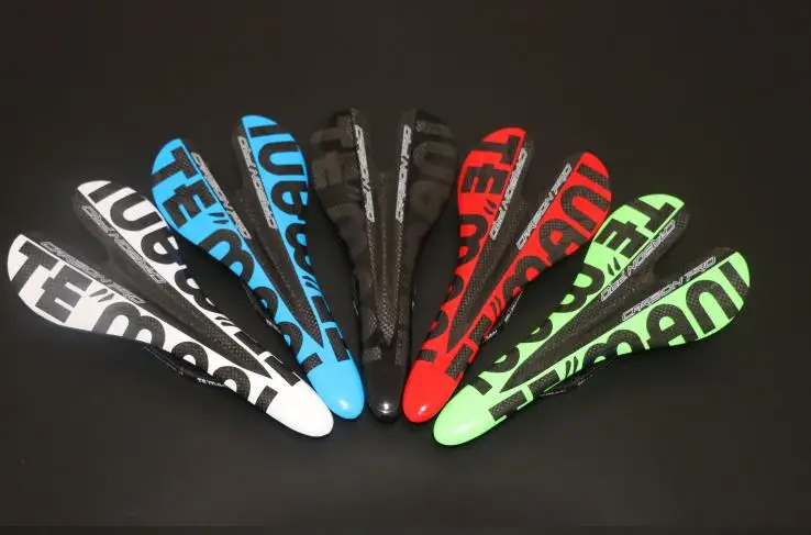 

Углеродное седло для горного и дорожного велосипеда 95 г 275*132 мм