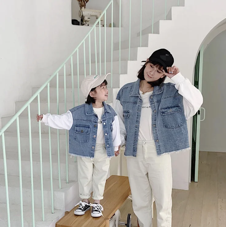 Весенние модные джинсовые куртки в стиле пэчворк для мамы и дочки Повседневные