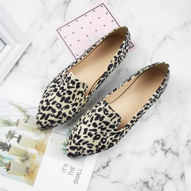New 2023 summer Shallow Single Flat Shoes women fashion Simple Pointed Toe Casual Shoes leopard print flat shoes 31-44