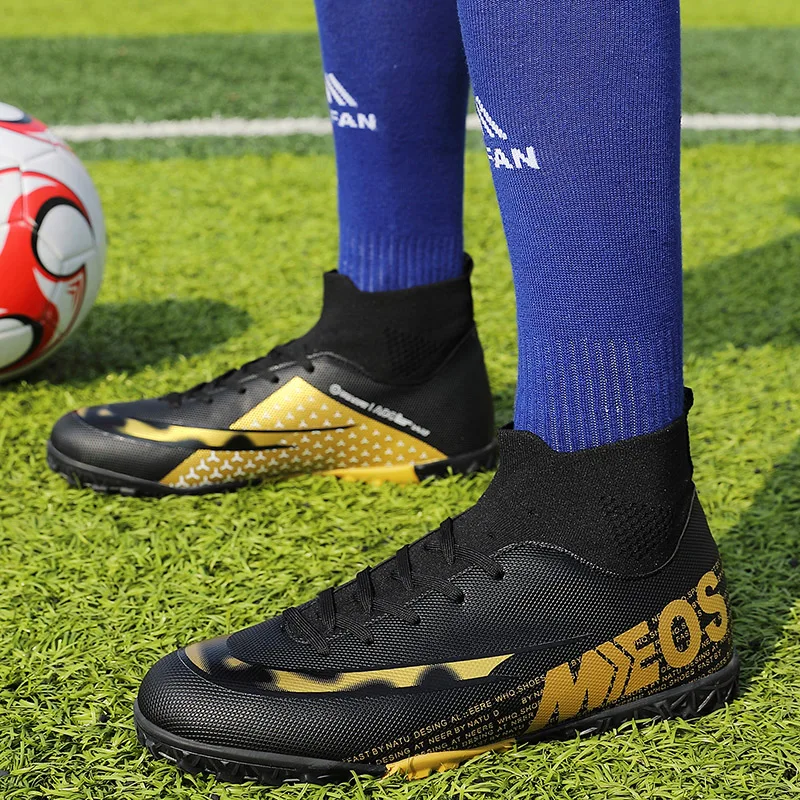 Кроссовки футбольные унисекс тренировочные Нескользящие большие размеры | Спорт