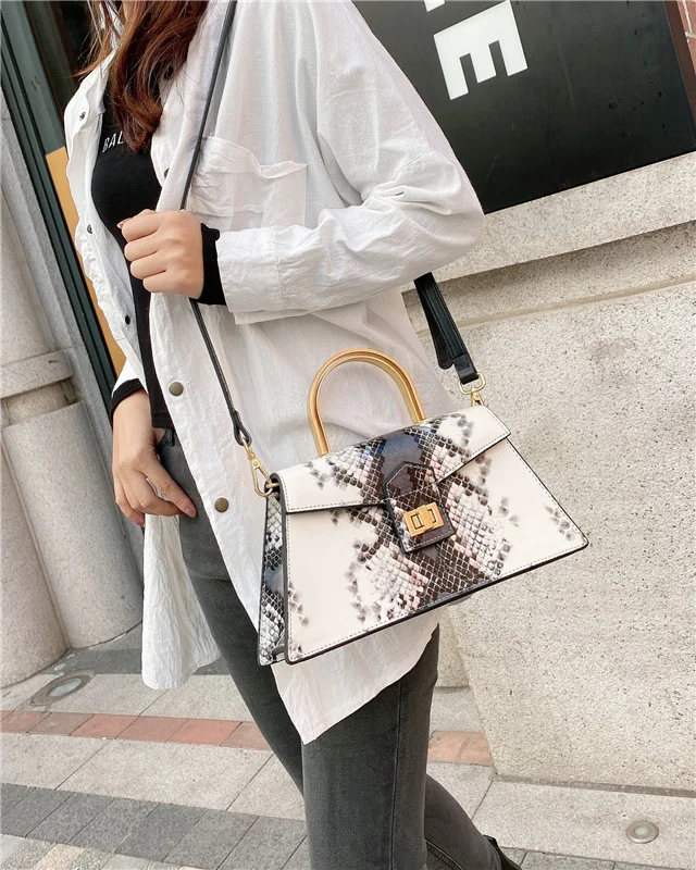 

Luxury Snakeskin Genuine leather Handbag dinner Bag new arrival coupon