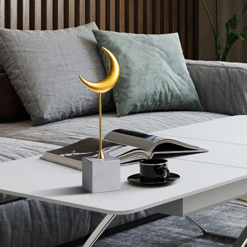 

European Style Sun Moon Home Decoration Accessories Creative Modern Simple Resin Model Bookcase Decor Gift Home Decoration
