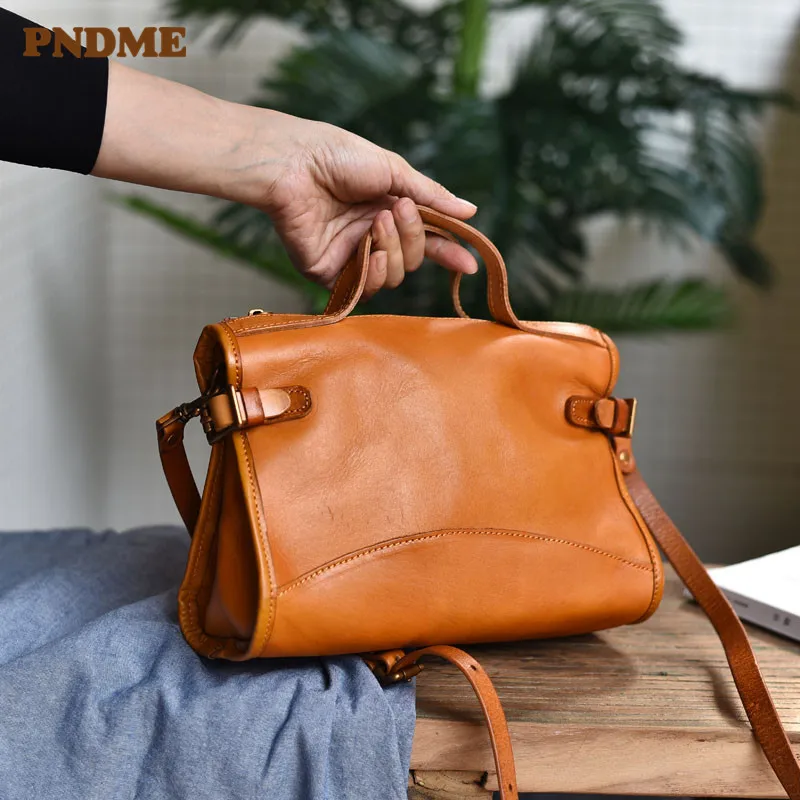 Купи PNDME casual designer genuine leather women's small handbag fashion original luxury real cowhide ladies shoulder messenger bags за 4,247 рублей в магазине AliExpress