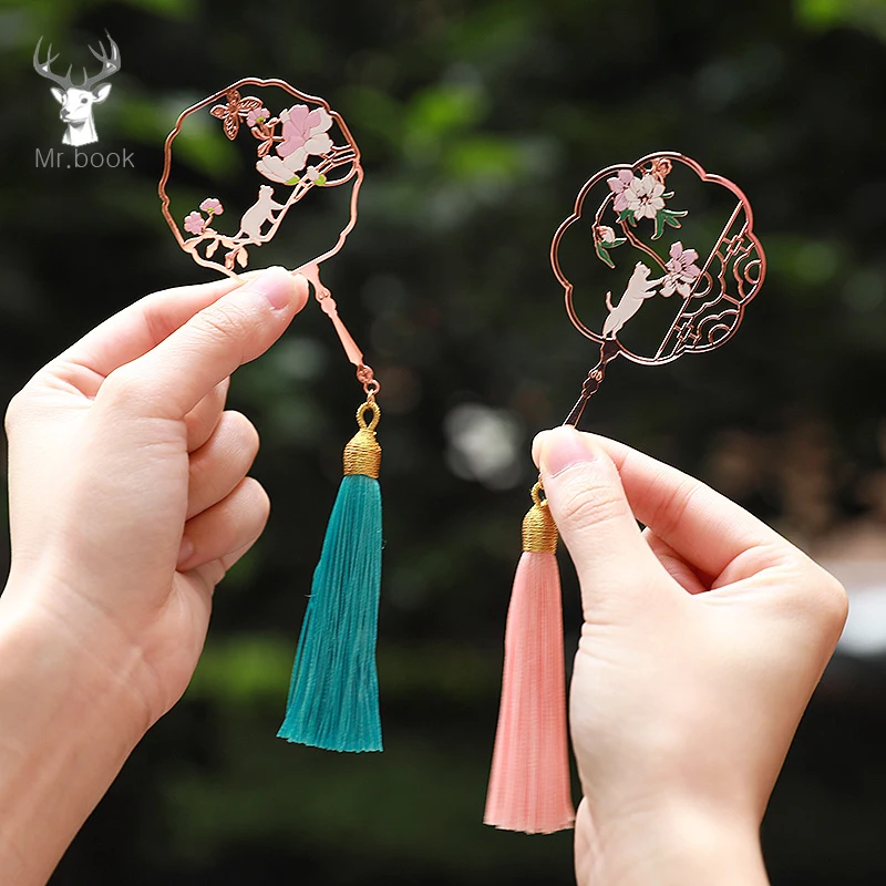 Винтажная полый веер вишни металлическая Закладка кошка и цветок креативные