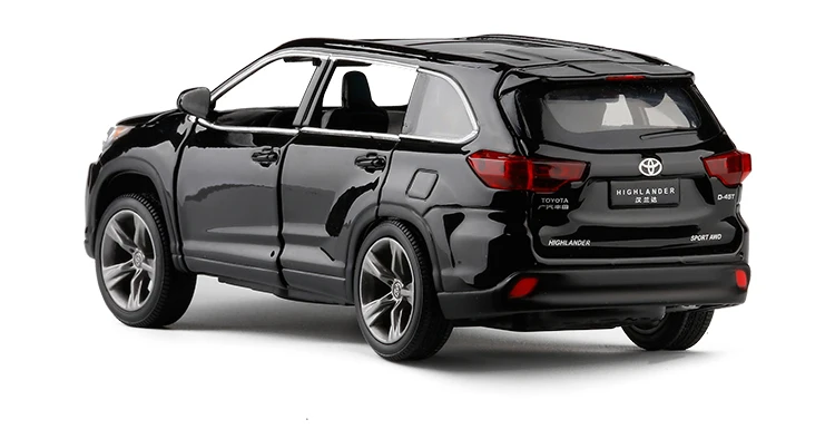 1:32, TOYOTA, все новые модели автомобилей Highlander, литая под давлением, металлическая модель внедорожника, 6 дверей, можно открыть, подарок для детей, рождественские игрушки