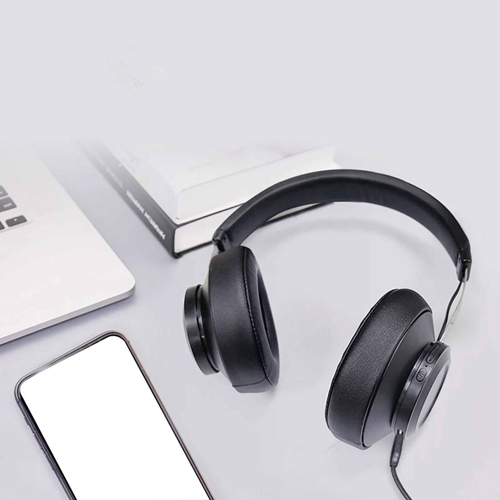 

Wireless Bluetooth Headset BT5.0 Headphones for Travel Work Competition Movie Computer