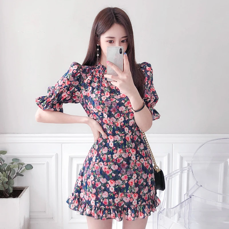 

Женские платья МАЗ