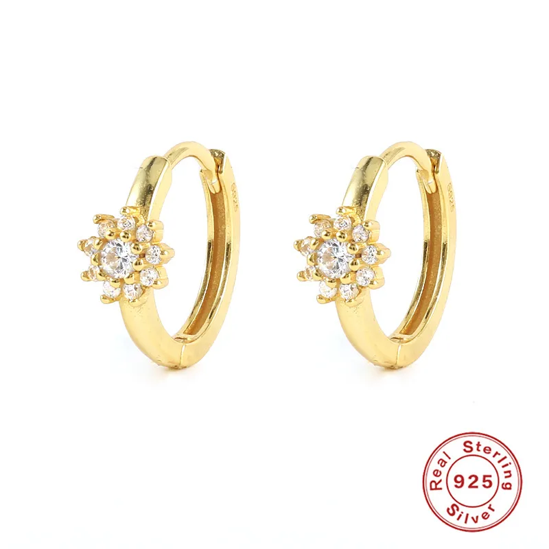 

Женские серьги из серебра 925 пробы с бриллиантами