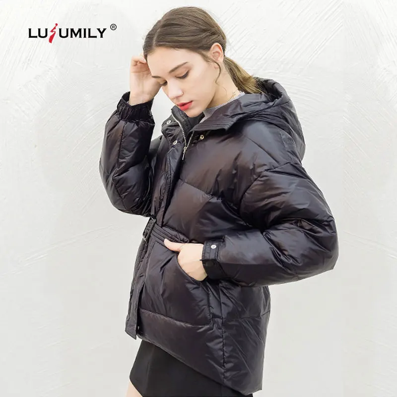 Lusumily женская зимняя тонкая парка на белом утином пуху с капюшоном ультра легкие