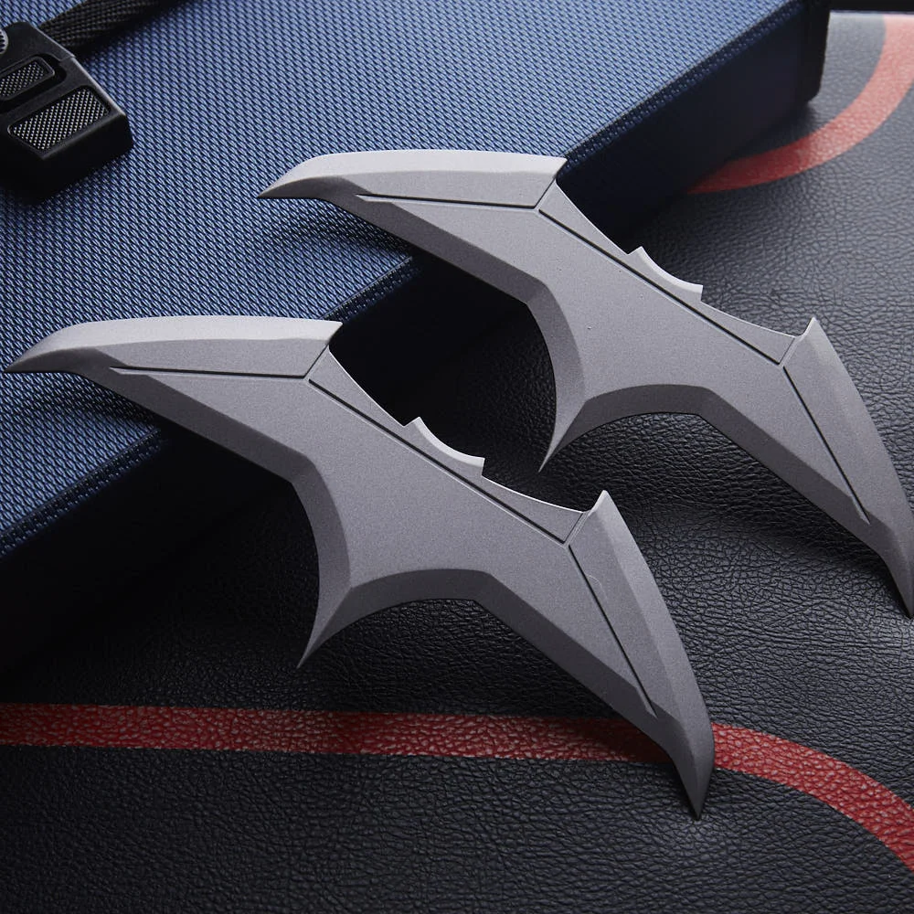 1 шт. фильмы Лига Справедливости Бэтмен Брюс Уэйн супергерой косплей Дартс