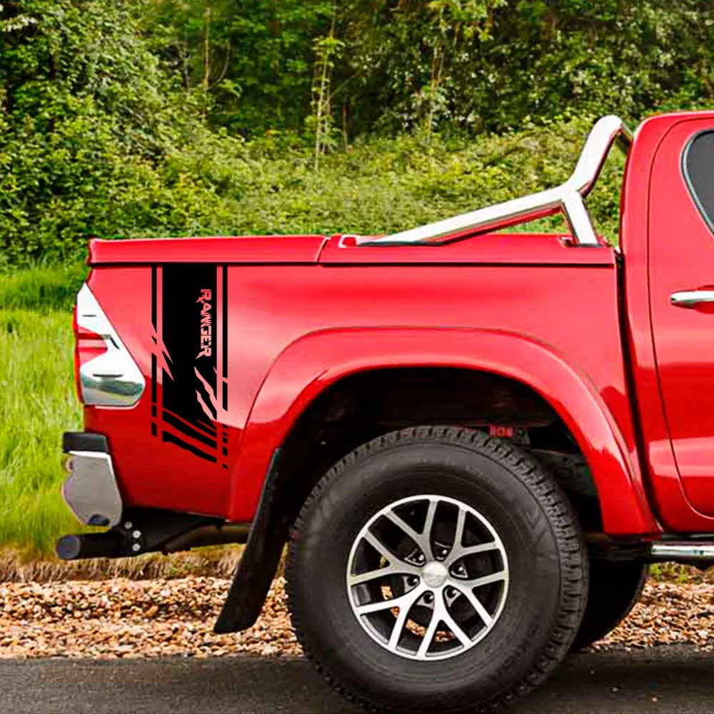 Наклейки на автомобиль с изображением горных приключений пересеченных по