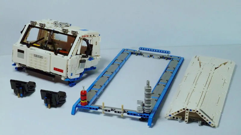 Новая модель инженерного автомобиля MOC Tatra T813 8x8 PROFA Игрушечный трактор самосвала
