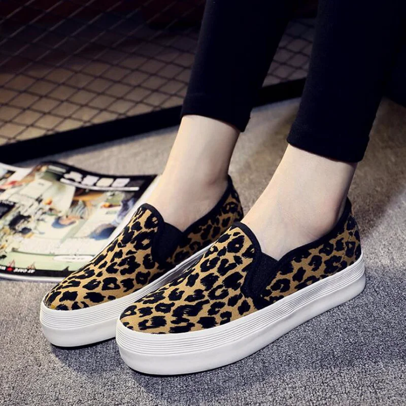 Женские кроссовки с круглым носком леопардовые парусиновые туфли