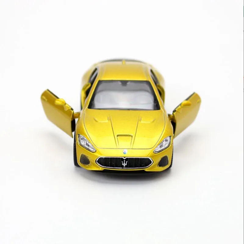 1:36 Maserati Gran Туризм MC высококлассная имитация изысканные Литые и игрушечные