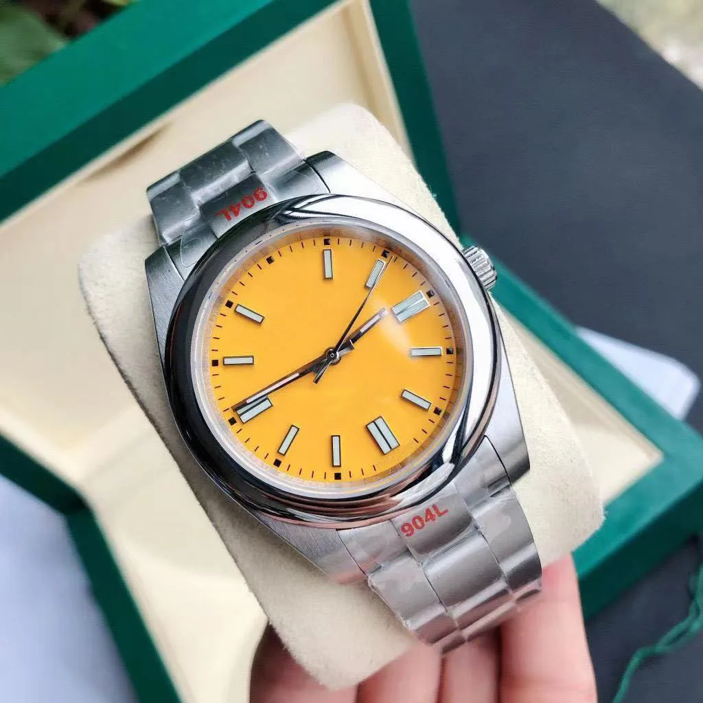

Men's watch