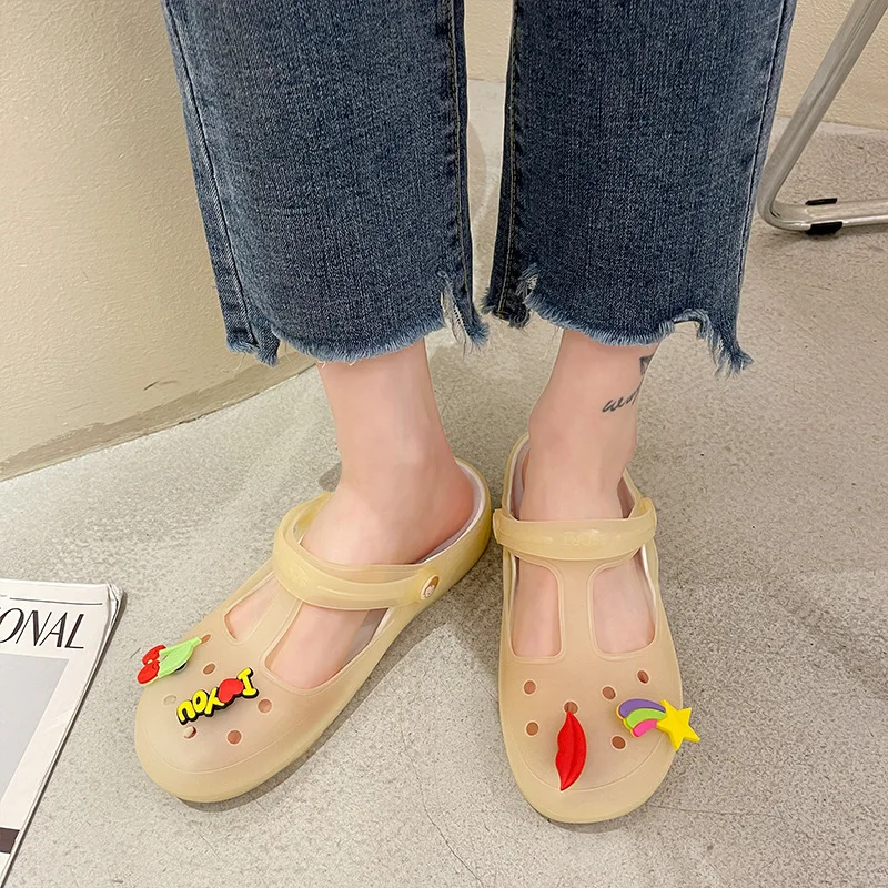 

Shoes Summer Clogs Woman Slippers Flat Slides Low Cover Toe Fashion Pantofle Platform Beach Luxury 2021 Fabric Fretwork Rubber P