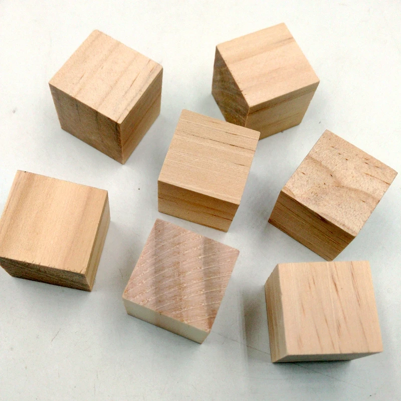 

20PIECES 20mm HALLOWEEN ORNAMENTS Wooden Craft Supply Blocks Wood Cubes Hardwood DIY Crafts Hobby Toys