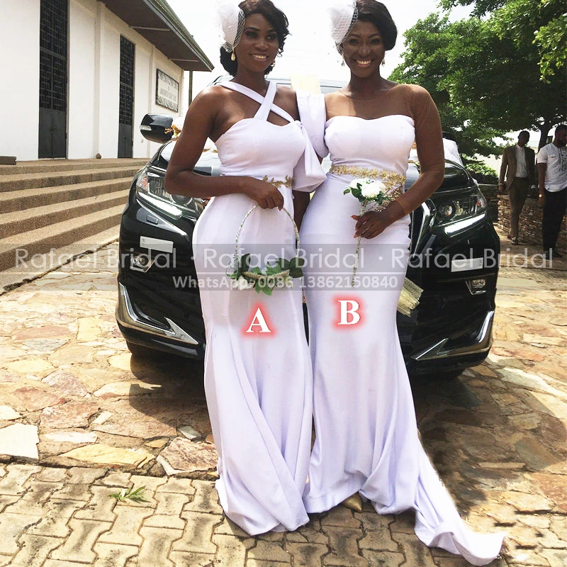 Пляжное богемное белое платье для подружки невесты с золотой аппликацией