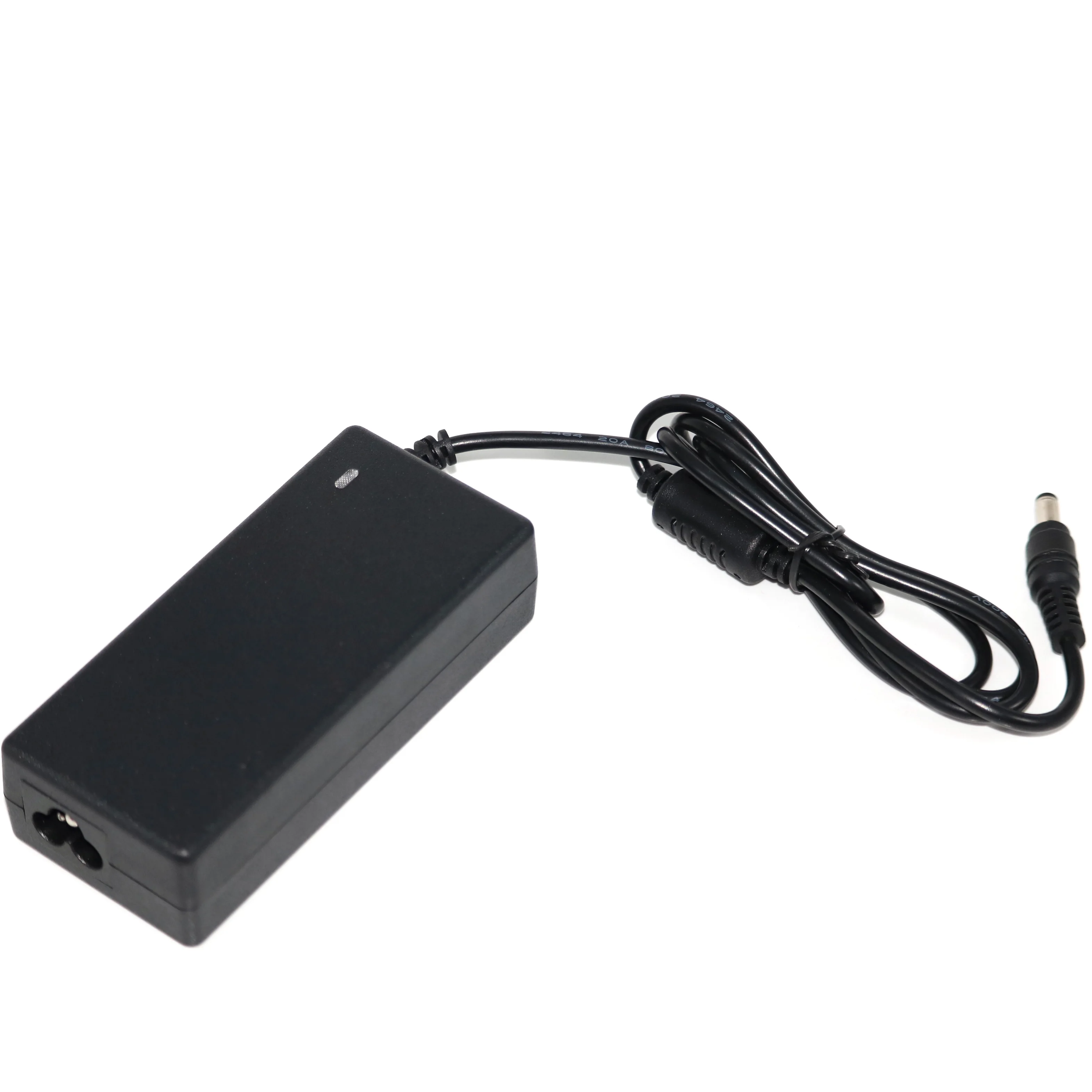 Зарядное устройство для ноутбука TOSHIBA Satellite L650D L650 L655 L655D L670 C650D R30 R705 R835 R930