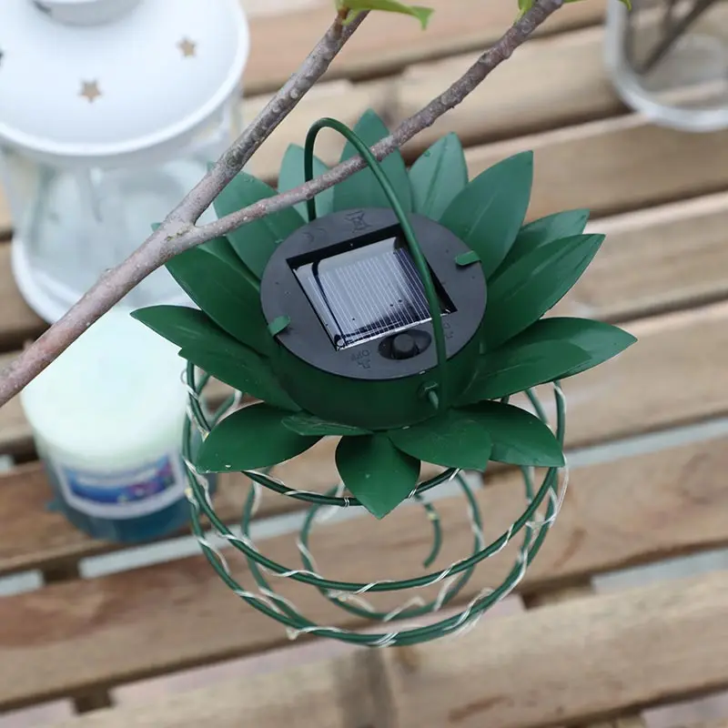

Solar garden light outdoor waterproof pineapple sensor light villa garden landscape hanging light household night light