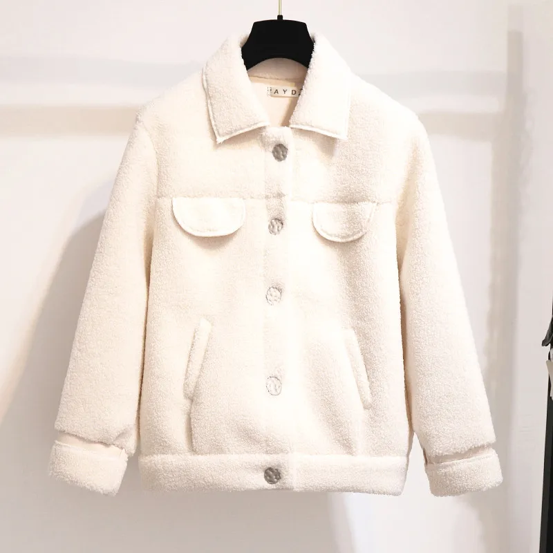 

Coats & Jackets
