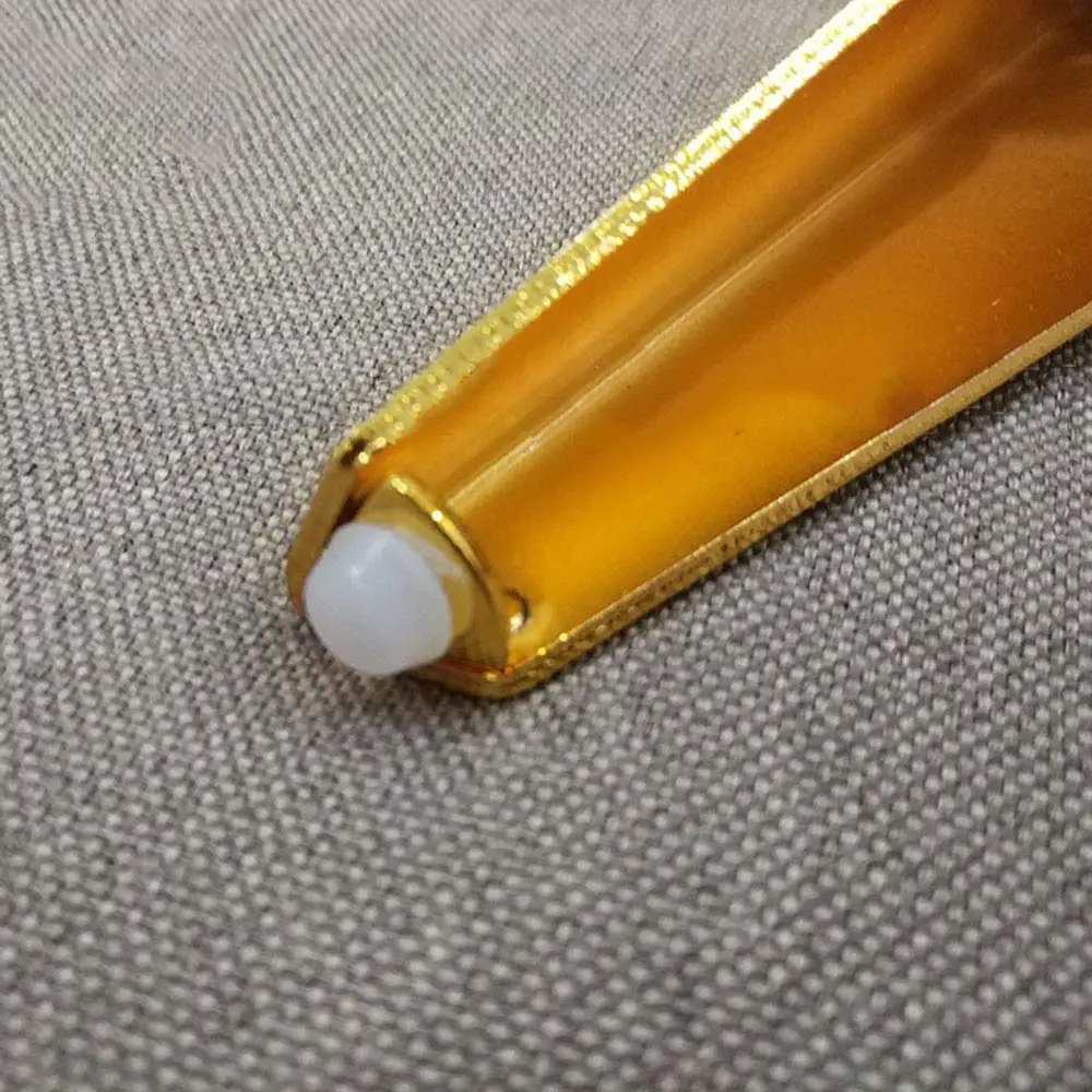 Золотистые мебельные ножки трехконтурные металлические для дивана подставка