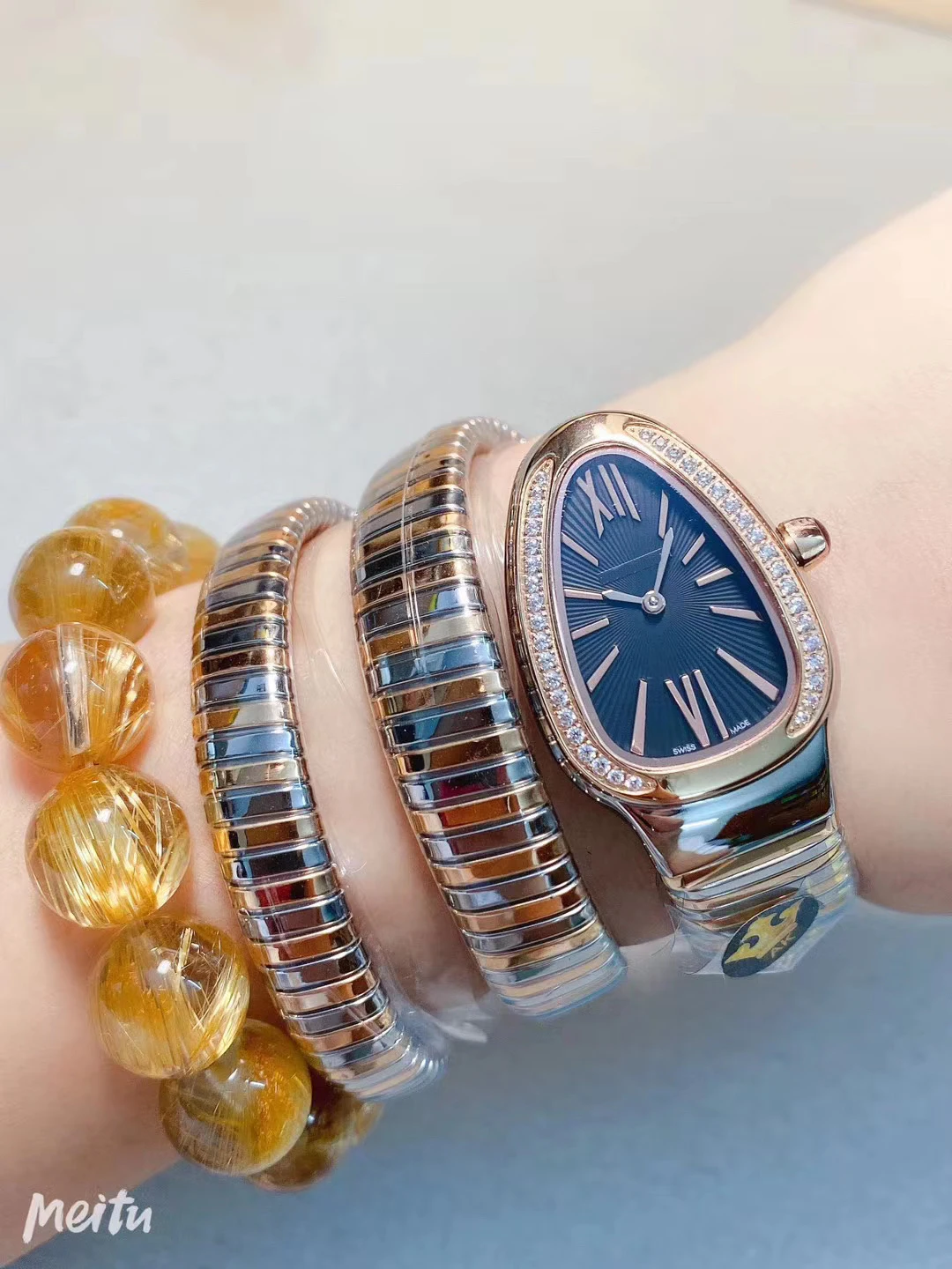 

Luxury Brand New Women Snake Silver Rose Gold Bracelet Diamond Bezel Rome Japanese Quartz Stainless Steel Sapphire Black Watch