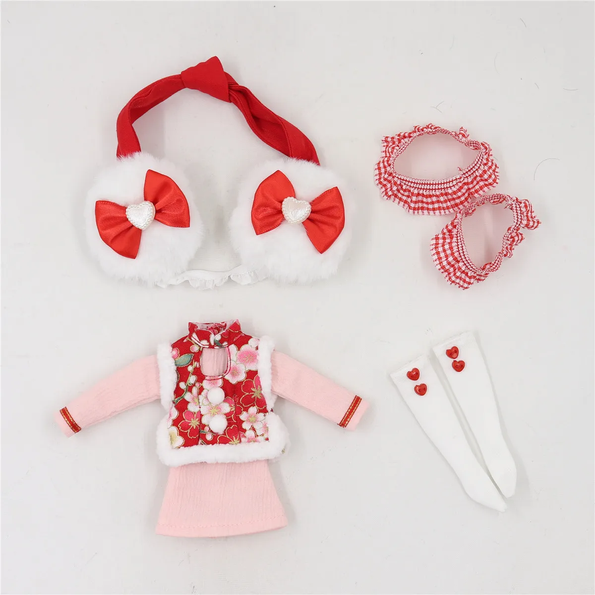 Neo Blythe Doll Pink Christmas Dress With Earmuffs 1