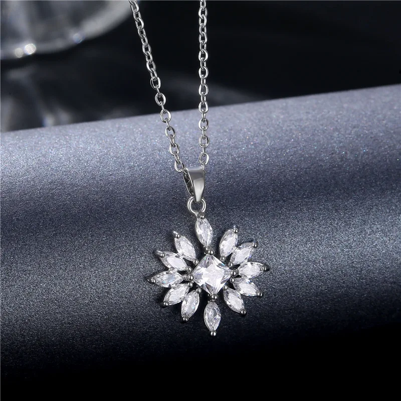 

Trendy Sun Flower Necklace For Women Stainless Stee Chain Necklace Charms Zircon Jewelry Gift 45cm