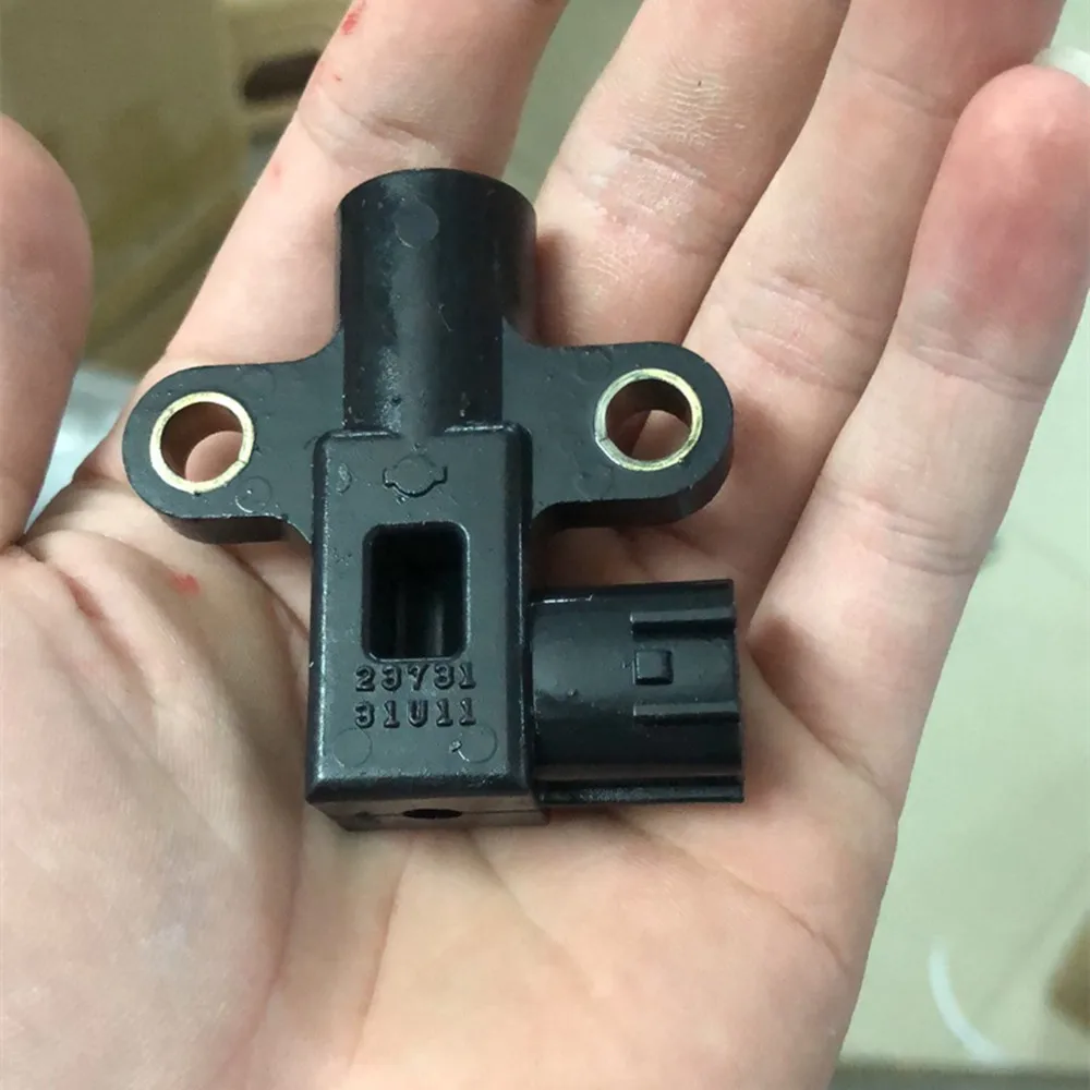 1X23731-31U11 Датчик положения коленчатого вала двигателя передний для Infiniti I30 QX4