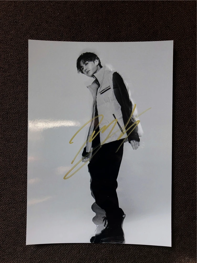 Chen Qing Ling YIBO Wang Yibo autographed photo 5*7 Wu Gan the untamed 122019M | Дом и сад