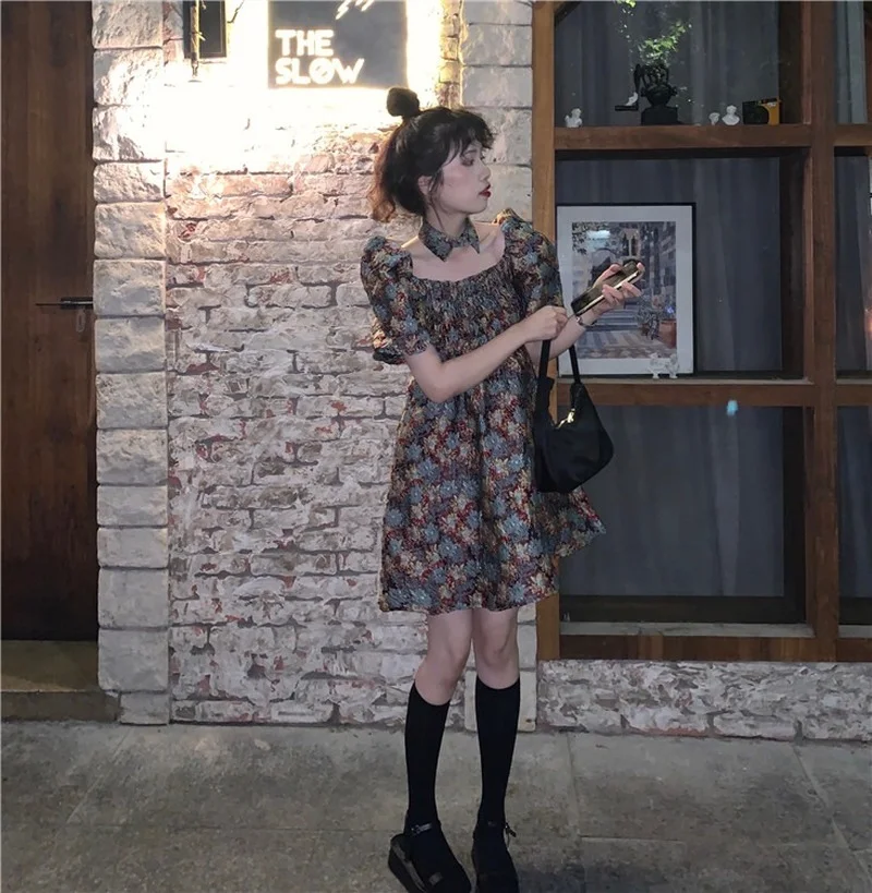 

2021 Vintage Floral Cottagecore Dress New Short Puff Sleeve Above Knee Dresses Women Summer Square Collor Waist Fashion Dress