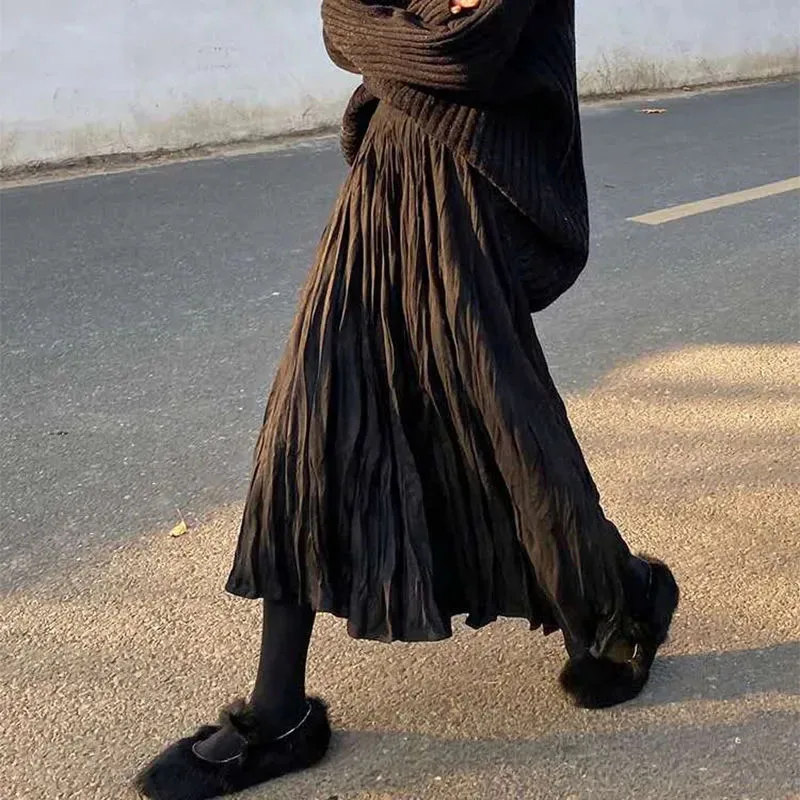 Women's Wrinkled Black Pleated Skirt Retro High Waisted A-Line Long Skirts Women Korean Style Casual Midi Skirt Female