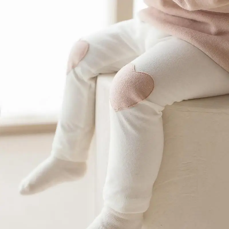 

2021 Newborn Autumn Winter Baby Girls Fashion Gray Love Pants Casual Children Full Length Kids Pants Infant Toddler Trousers