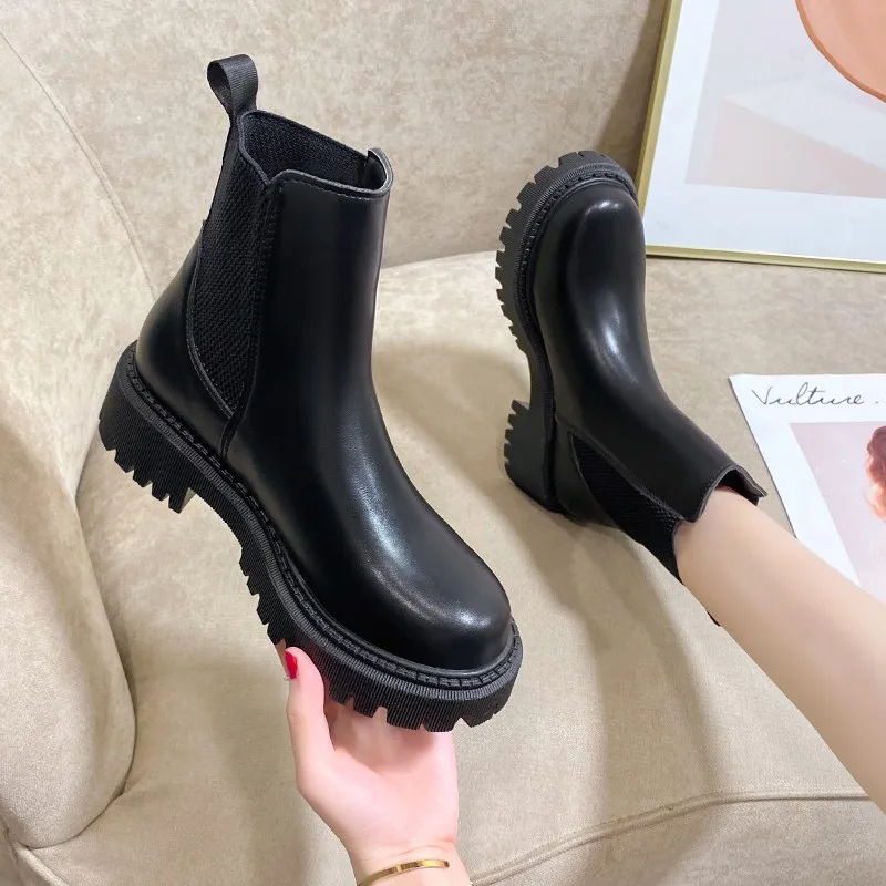 

2021 Women PU Leather Boots Plus 43 Autumn Boots for Women Platform Chelsea Boots Fashion Female Booties Thick Bottom Bootie