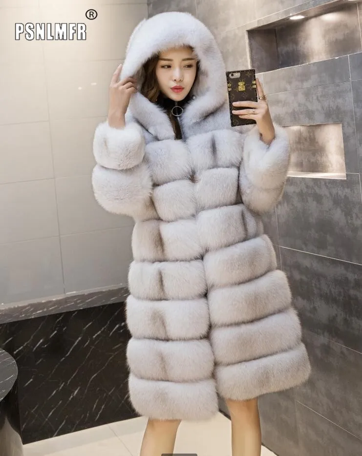 Женское длинное плюшевое пальто с капюшоном утепленное из натурального Меха