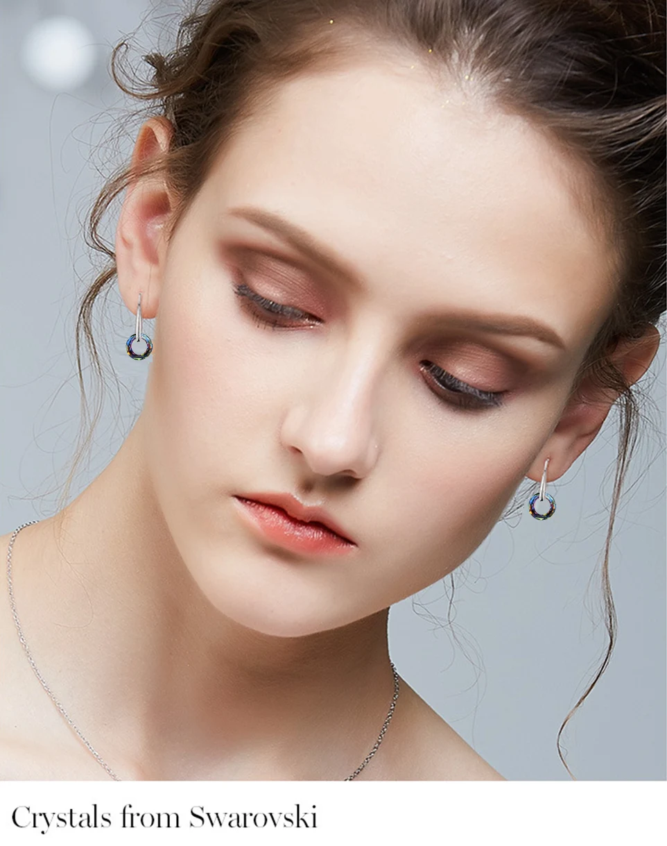 Серьги-подвески женские серебристого цвета круглые с кристаллами ручной работы |