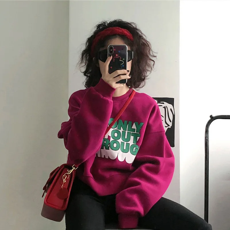 

Hoodies & Sweatshirts