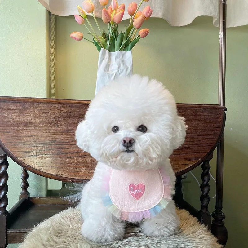 

INS Korea cute dog color yarn love bib pet saliva towel Bichon Teddy Hiromi bib cat bib
