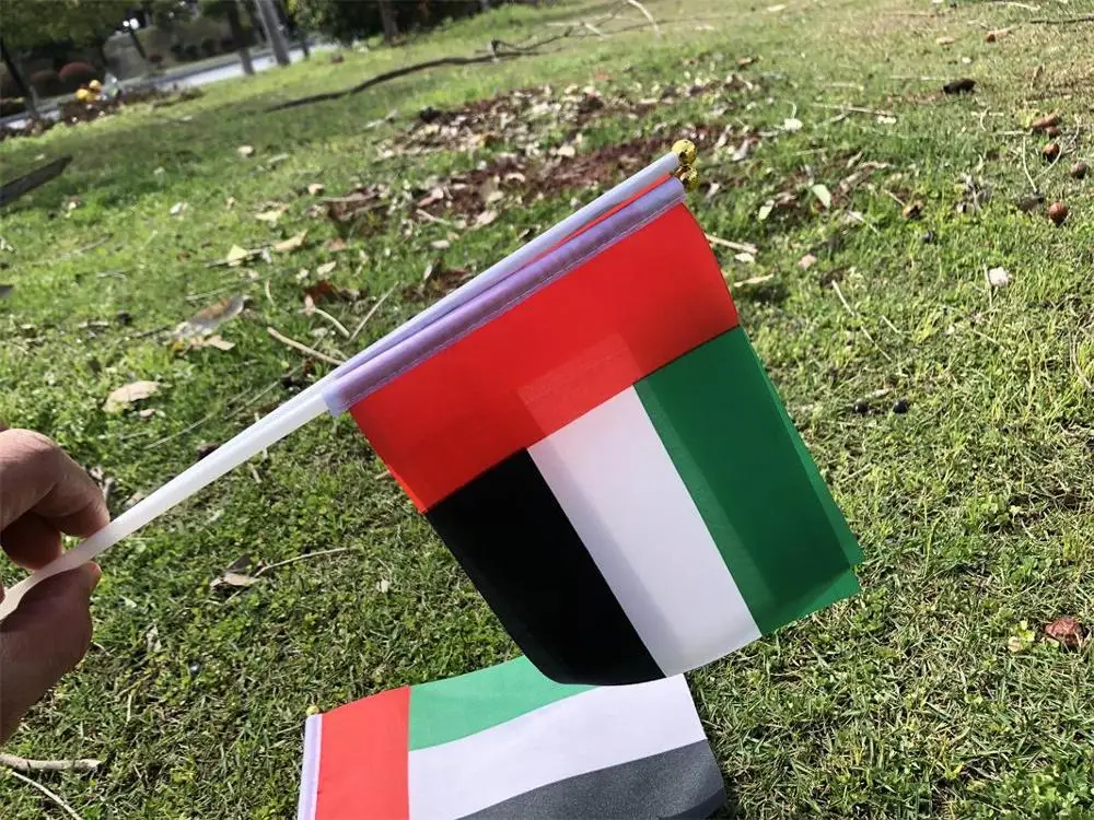 14x21cm 20 piece UAE flag holding plastic flagpole waving event parade sports home decoration | Дом и сад