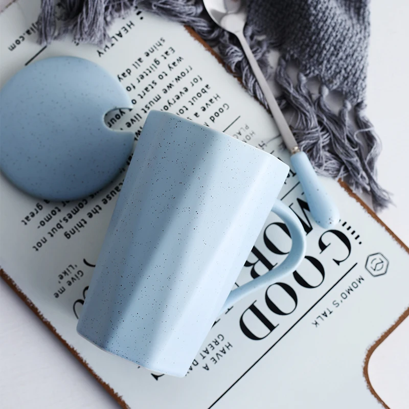 Керамическая креативная чашка с простой ручкой белая ложка крышкой Офисная