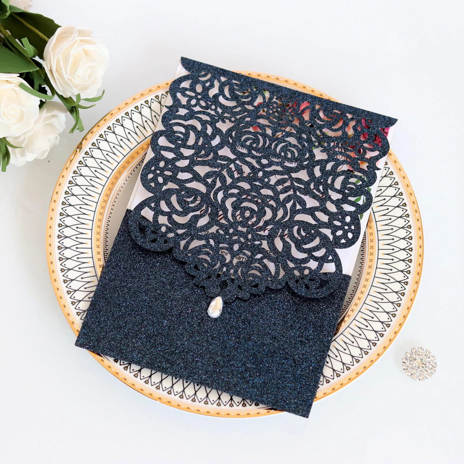 

30Pcs European Wedding Hollow Rose Glitter Powder Greeting Card Engagement Banquet Party Festive Invitation