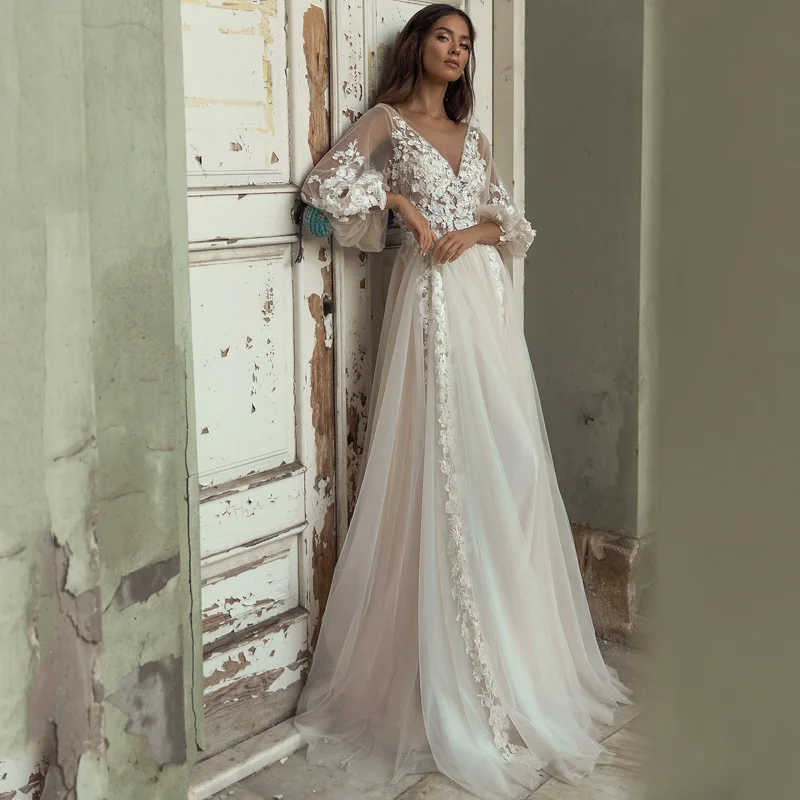 

Eightree Applique Boho Wedding Dress Tulle Lace Puff Sleeves Bride Dress 2021 A-Line Double V-neck Beach Wedding Party Prom Gown
